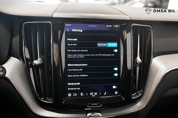 Volvo XC60 17 of 24