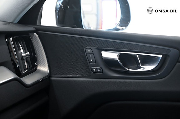Volvo XC60 13 of 24