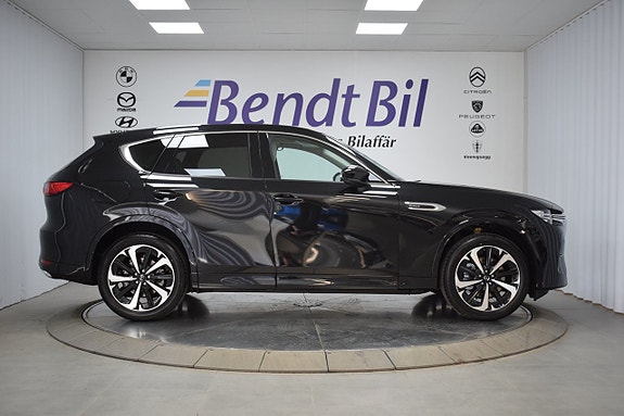 Mazda CX-60 4 of 28