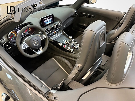 Mercedes-Benz AMG GT Roadster 10 of 17
