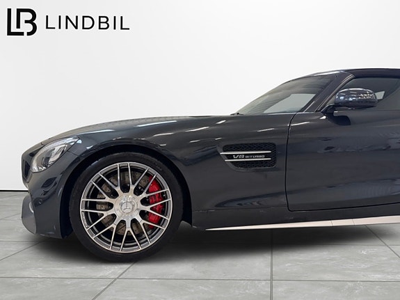 Mercedes-Benz AMG GT Roadster 8 of 17