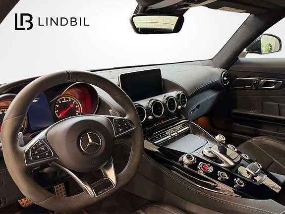 Mercedes-Benz AMG GT Roadster 11 of 17