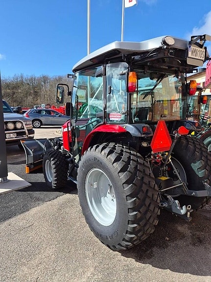 Massey Ferguson M 1750 5 of 10