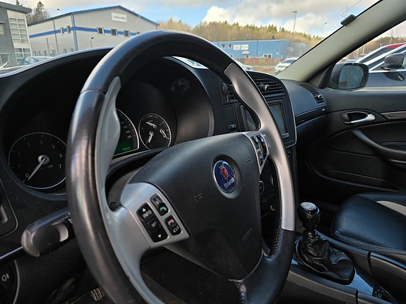 Saab 9-3X 6 of 13