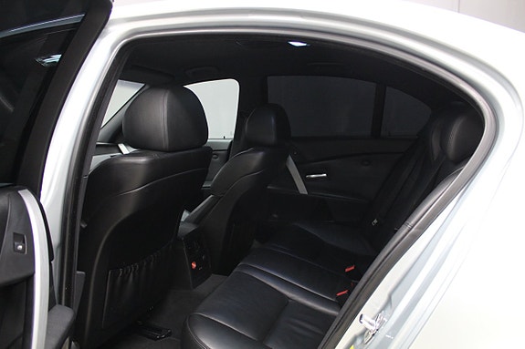BMW M5 10 of 14