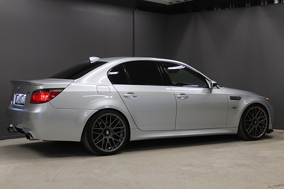 BMW M5 6 of 14