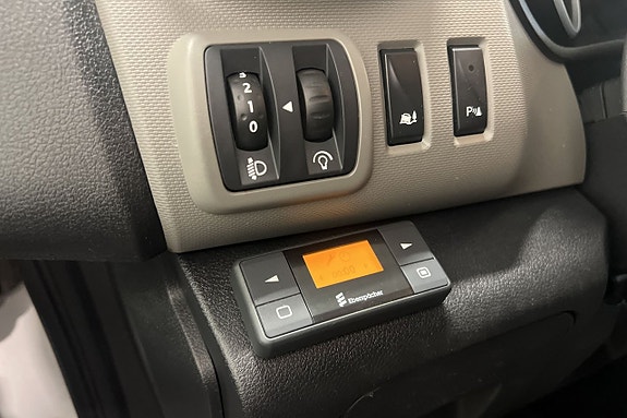 Renault Trafic 8 of 11