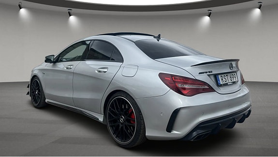 Mercedes-Benz CLA45 3 of 5