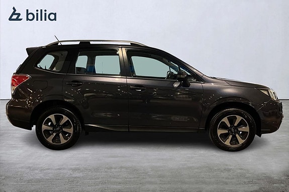 Subaru Forester 4 of 22