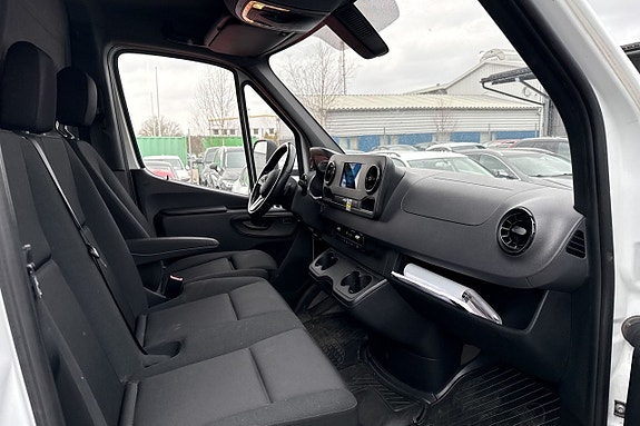 Mercedes-Benz Sprinter 317 10 of 25