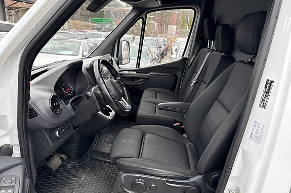 Mercedes-Benz Sprinter 317 9 of 25