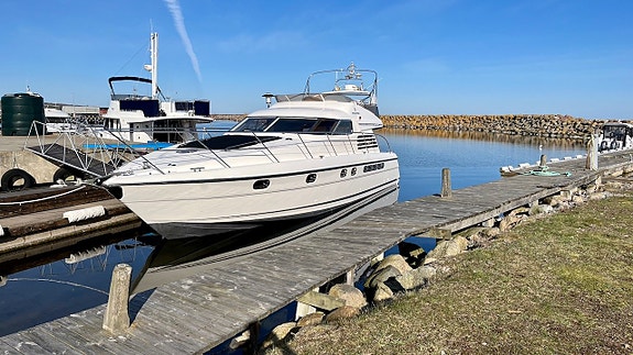 Fairline Squadron 50, -97 *VIDEO