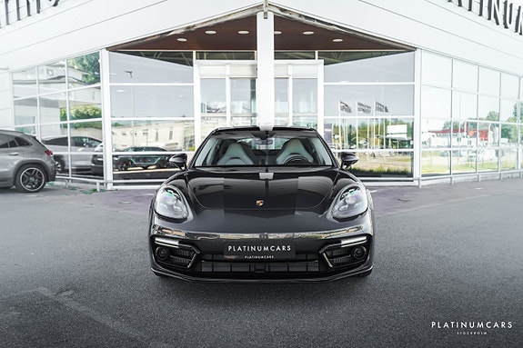 Porsche Panamera Turbo S 3 of 5