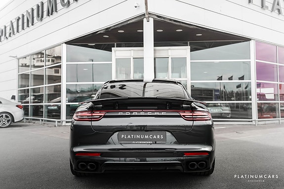 Porsche Panamera Turbo S 4 of 5