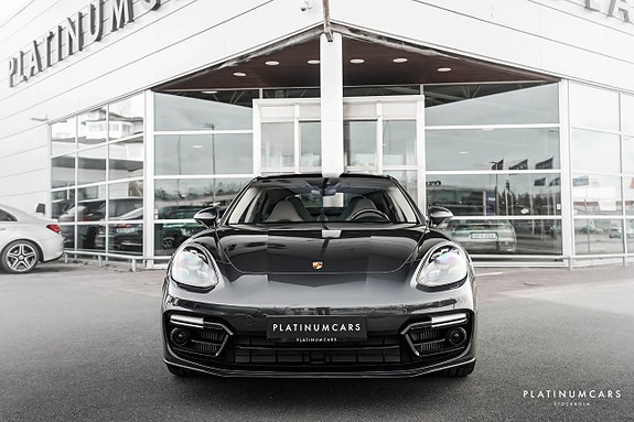 Porsche Panamera Turbo S 3 of 5