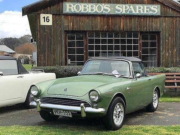Sunbeam Alpine 4 of 4
