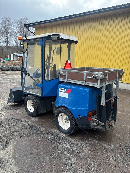 VITRA CITY 2037  Redskapsbärare endast 750 timmar!