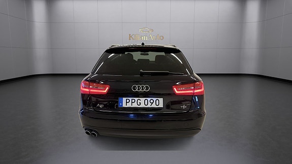 Audi A6 4 of 19