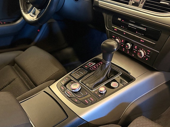 Audi A6 14 of 19