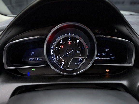 Mazda CX-3 17 of 28