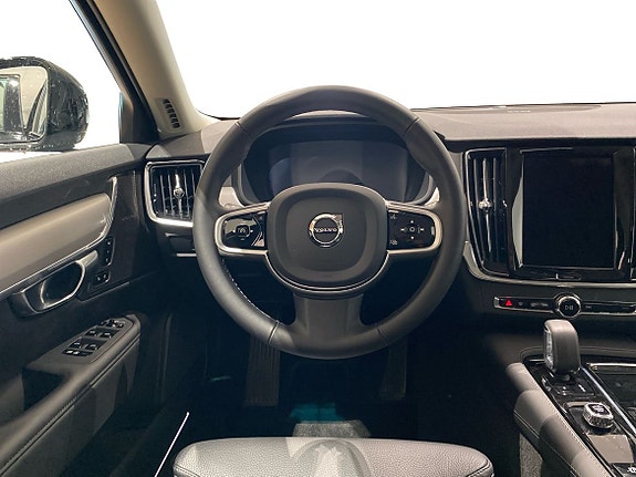 Volvo V90 10 of 15