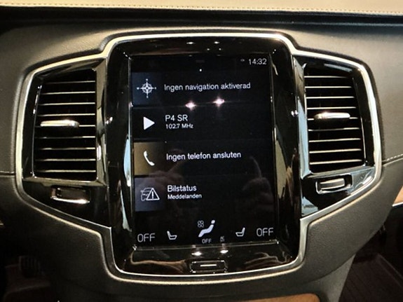 Volvo XC90 18 of 20
