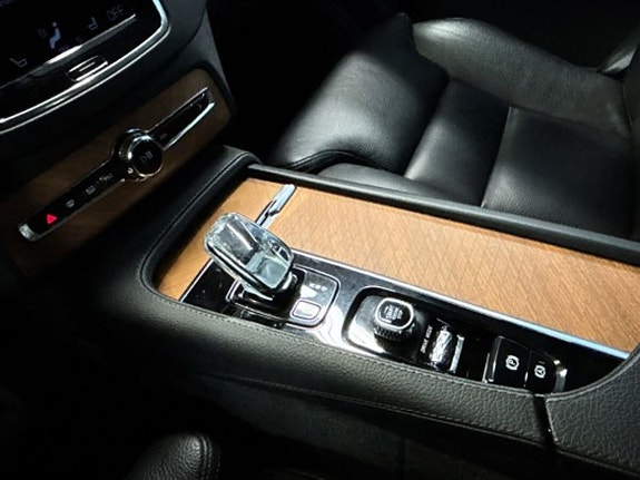 Volvo XC90 19 of 20