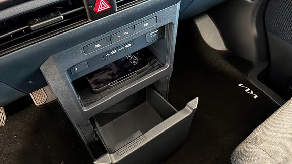 Kia PV5 12 of 16