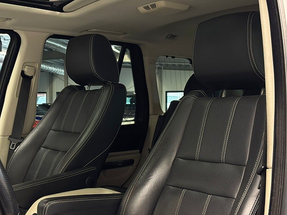 Land Rover Range Rover Sport 14 of 25