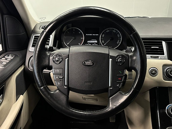 Land Rover Range Rover Sport 16 of 25