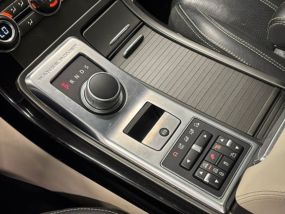 Land Rover Range Rover Sport 19 of 25