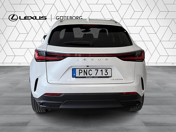 Lexus NX450h+ 6 of 14