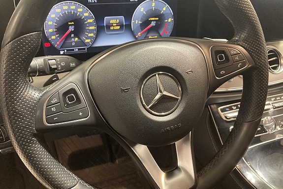 Mercedes-Benz E220 d 14 of 15