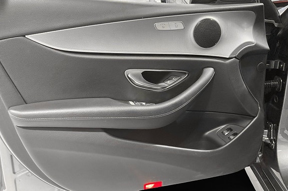 Mercedes-Benz E220 d 13 of 15