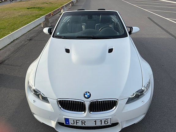 BMW M3 3 of 5