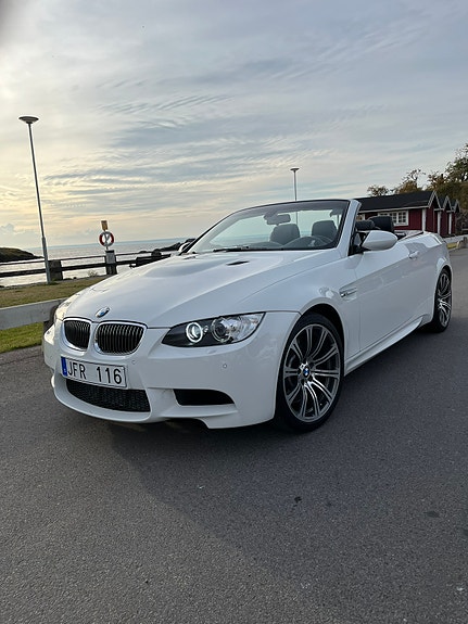 BMW M3 2 of 5