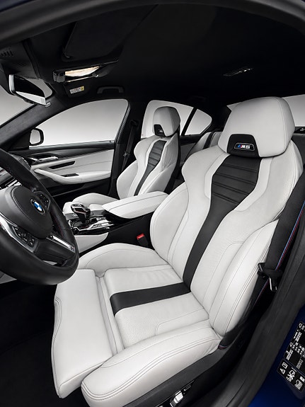 BMW M5 3 of 5