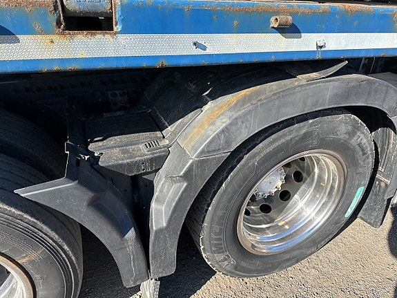 Dragbil Volvo FH16 550 6x2 TT -2019 via auktion 22 of 27