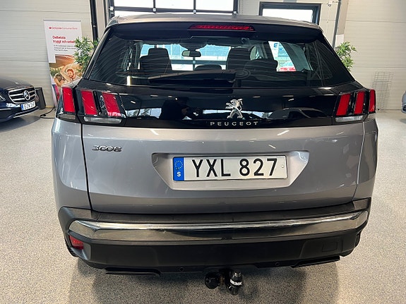Peugeot 3008 4 of 5