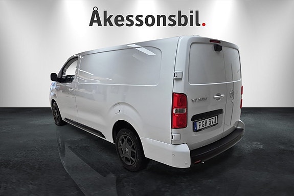 Opel Vivaro 4 of 5
