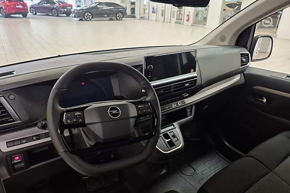 Opel Vivaro 7 of 8