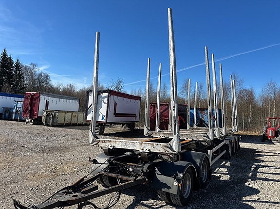 Timmervagn OP Höglunds -2016 | 5 axlig via auktion