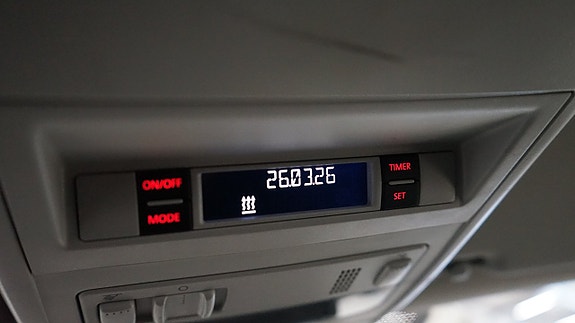 Volkswagen Caravelle 24 of 24