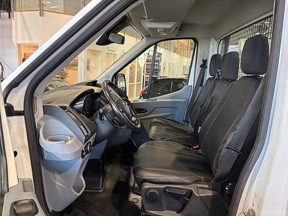 Ford Transit 5 of 5