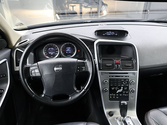 Volvo XC60 20 of 29