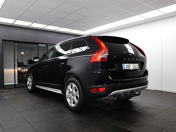 Volvo XC60 11 of 29