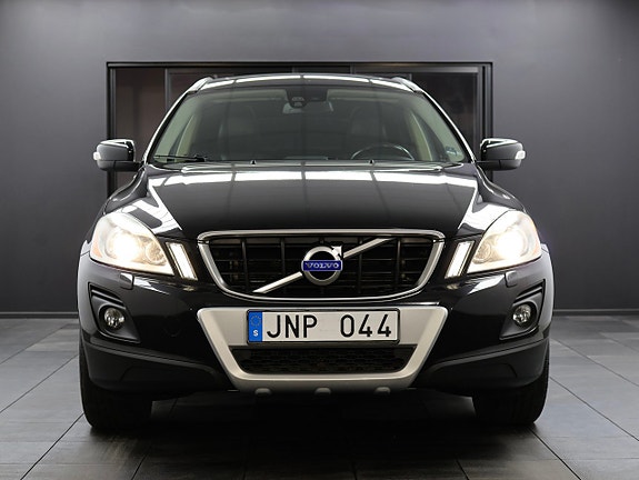 Volvo XC60 4 of 5
