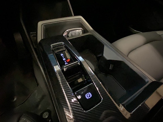KGM Musso EV 12 of 17