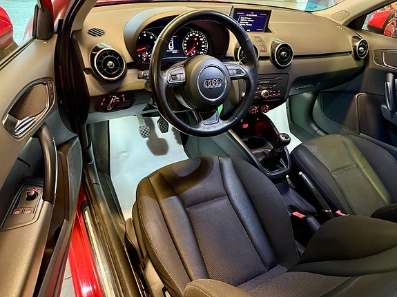 Audi A1 6 of 12