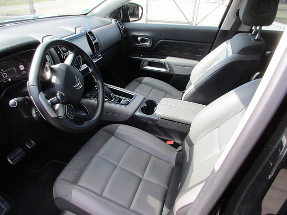 Citroen C5 Aircross 2 of 3
